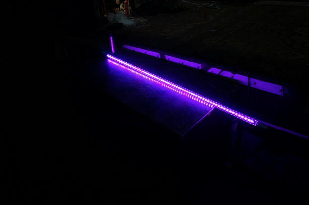 LED sword (magenta)